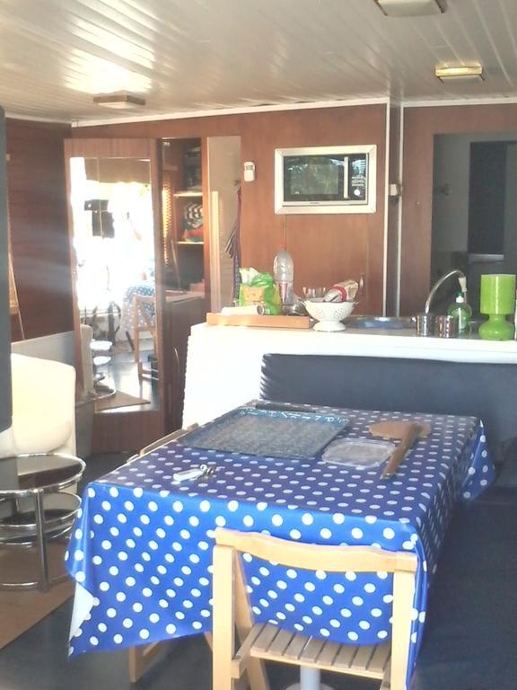 Bateau Houseboat Camille Hotell Donchery Exteriör bild